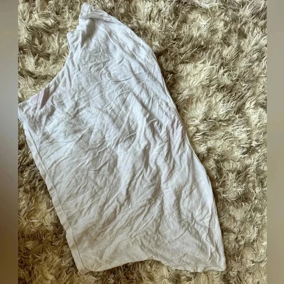 Yomyom size 8 crop top - Picture 4 of 4